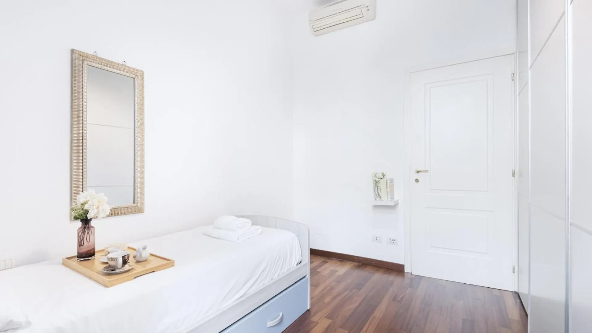 Easylife - Elegante Appartamento In Porta Romana Mediolan
